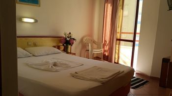 Midi Hotel Алания Экстерьер фото